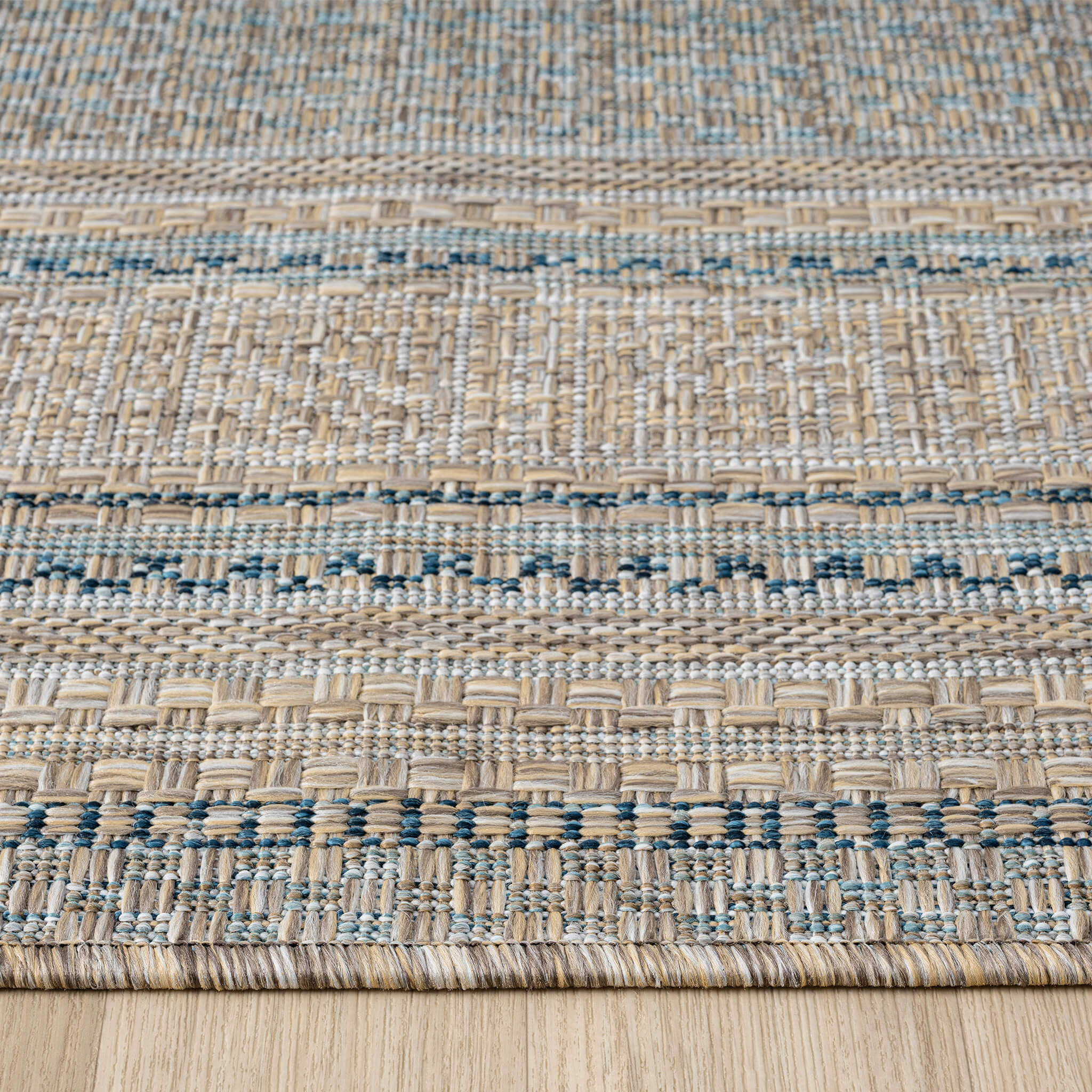 Terrace 553 Olive Runner