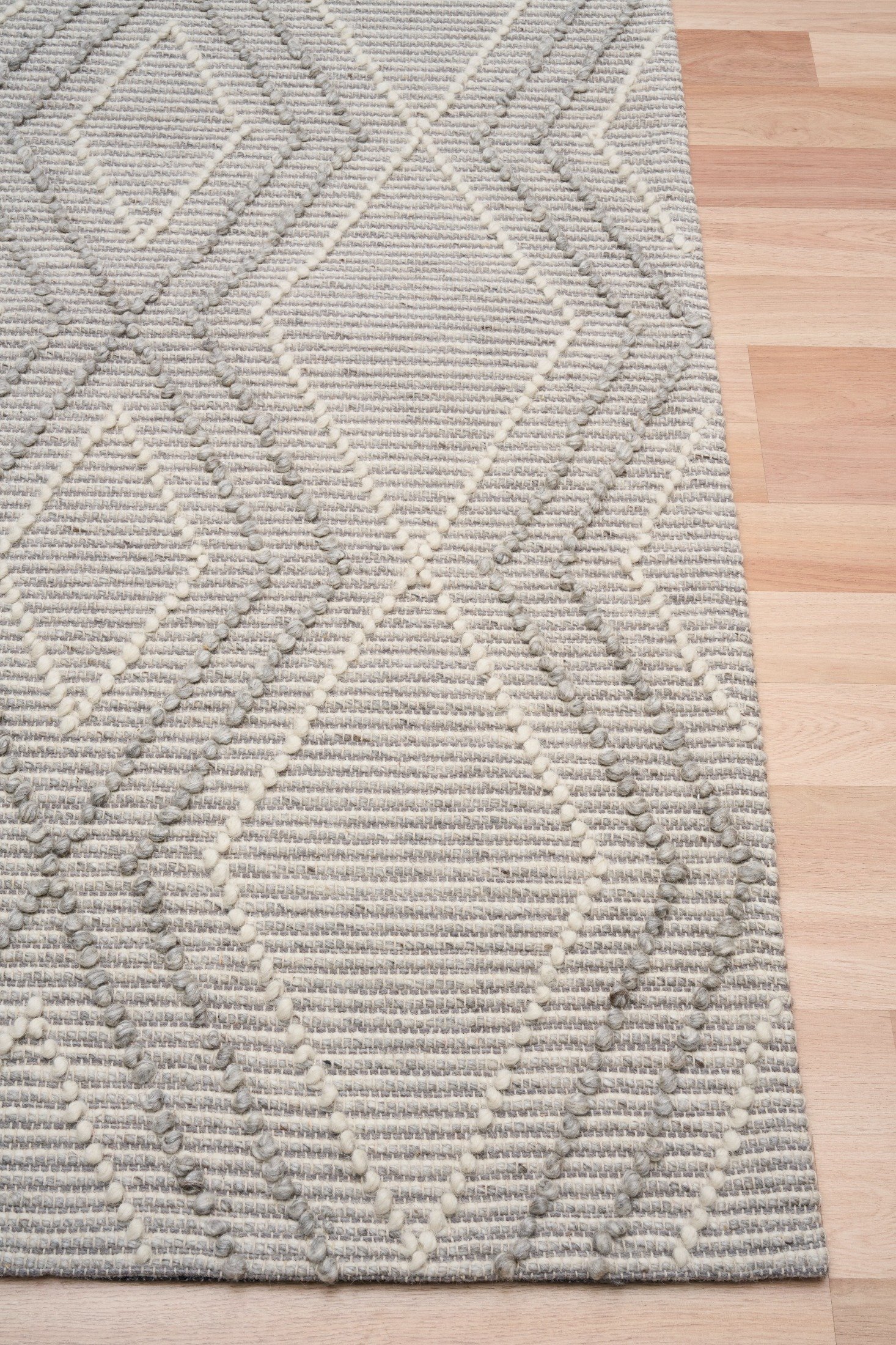 Anita Silver Grey - Image 2