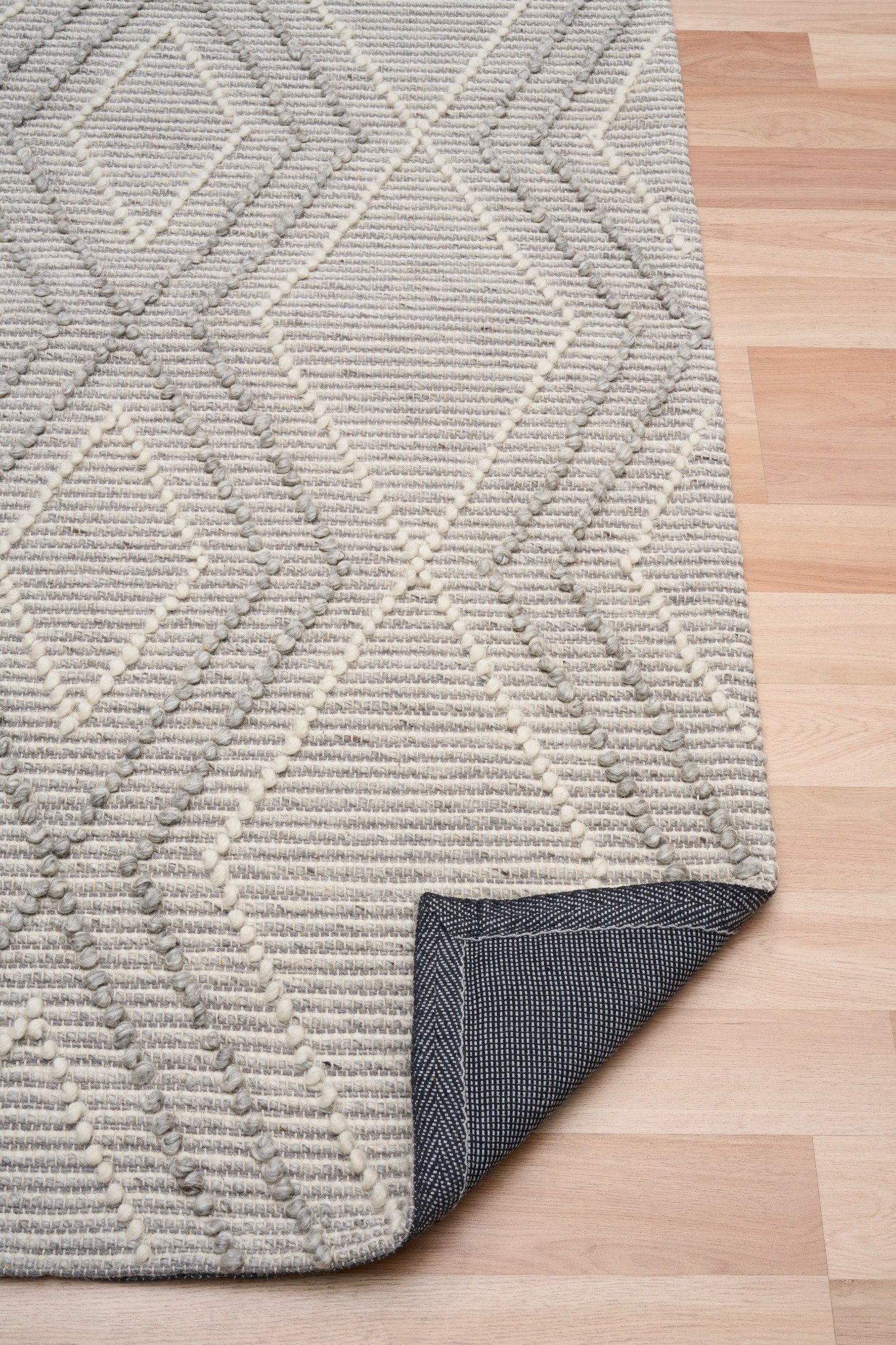 Anita Silver Grey - Image 3